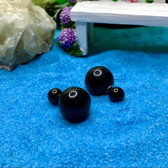 Black Candy Double Stud Earrings - Picture 5 of 7